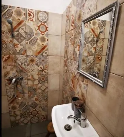 Orseg Kincse Nagy - 6 Fore 3*